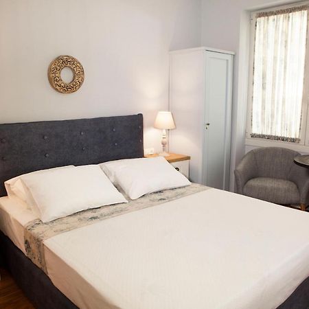 Lovely 1St Fl. Apt, With Balcony In Pagrati Αθήνα Εξωτερικό φωτογραφία